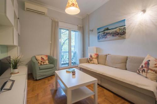 Stylish apt in the Historic heart of the city