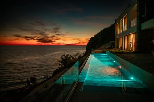 Πισίνα στο ή κοντά στο The Cliff - Selene