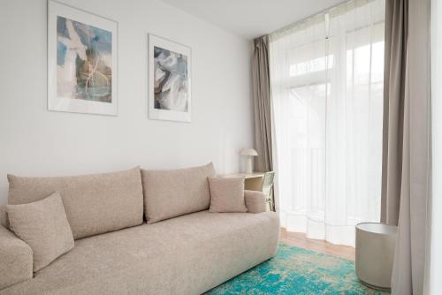 Browary Warszawskie Superior Apartment by BookingHost