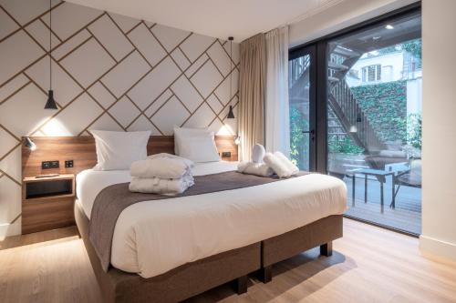 ONE TWO FOUR - Hotel & Spa — Balcony/Terrace