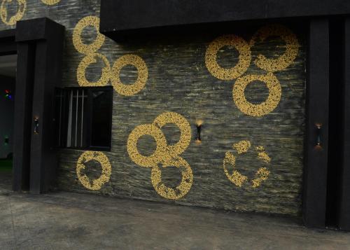 Imagen de la galería de Empayer Hotel & Suites, en Boji Boji