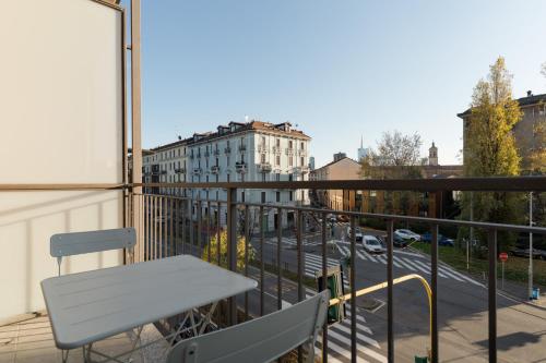 Isola - Menabrea - Moderno Trilocale di Design