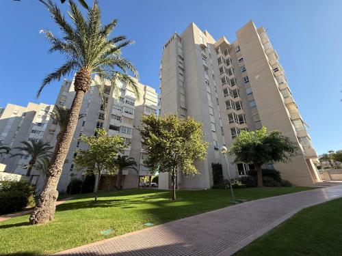 Apartamento Playa San Juan 2min piscina y terraza by Turihome