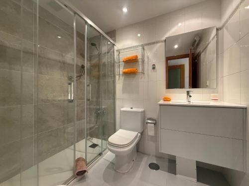Apartamento Playa San Juan 2min piscina y terraza by Turihome