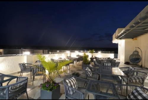 Φωτογραφία από το άλμπουμ του Su Casa Banquets and Hotel σε Jhājra