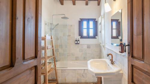 Cortijo Juan Salvador Málaga by Ruralidays