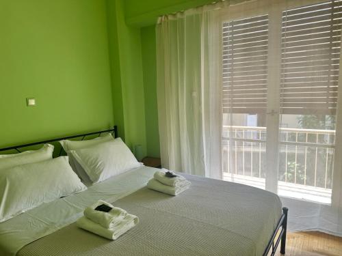 Urban Acropolis Apartment With Fast internet