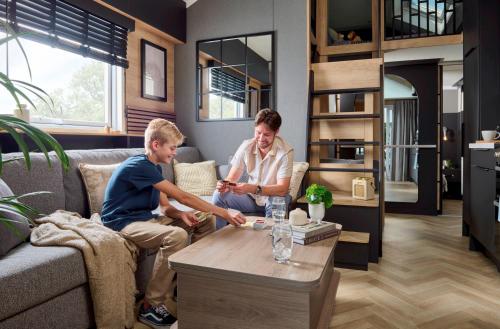 Imagen de la galería de The Hideaway Sleeps 6 at Thurston Manor Park A, en Innerwick