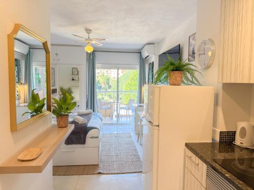 Costa Azul Studio with Pool
