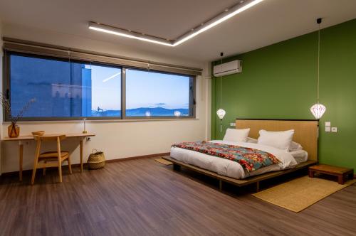 Athens Heart Urban Zen Loft