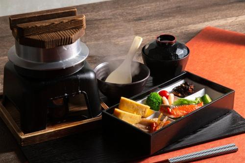 Φαγητό σε αυτό το ξενοδοχείο ή κάπου εκεί κοντά