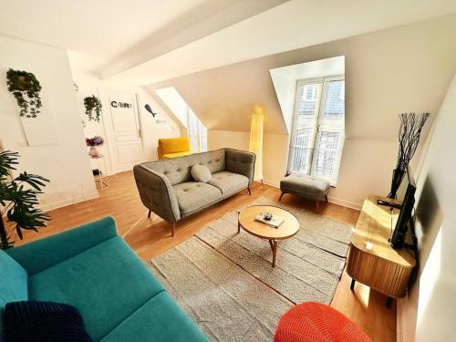 Celine 31 Bright Apartment Between Champs Élysée and Eiffel Tower