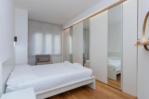 I-Host Apartment - Bronzino 7