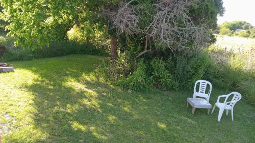 Κήπος έξω από το Cabaña entre molles