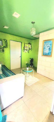 Central Paradise Vacation Rental