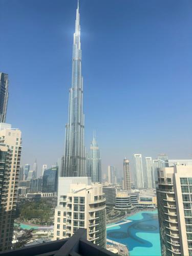 Exclusive 2BR I Panoramic Views I Downtown Dubai