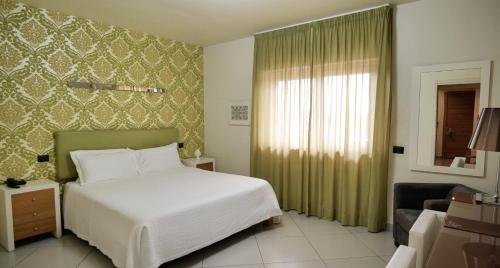 4 SPA Hotel