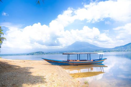 Fotografie z fotogalerie ubytování Ruhondo Beach Resort v Ruhengeri