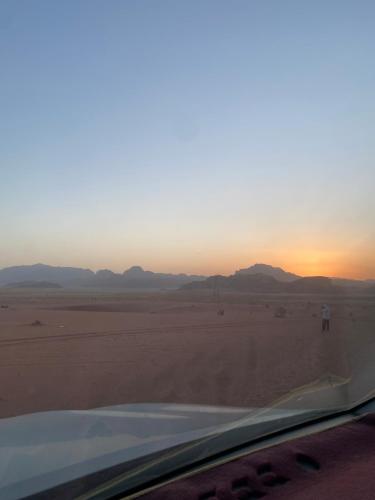 Päikesetõus või päikeseloojang of the bed and breakfast juurest või lähedalt vaadatuna