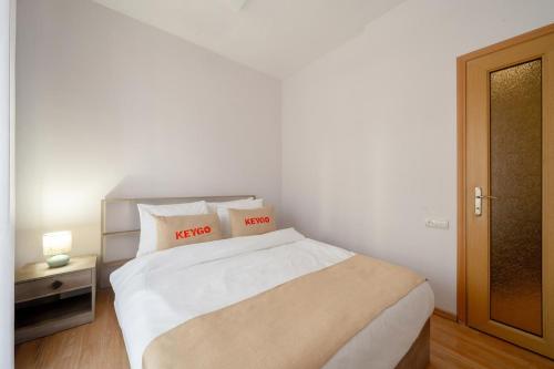 Apartment KeyGo #0204 comfort in the city