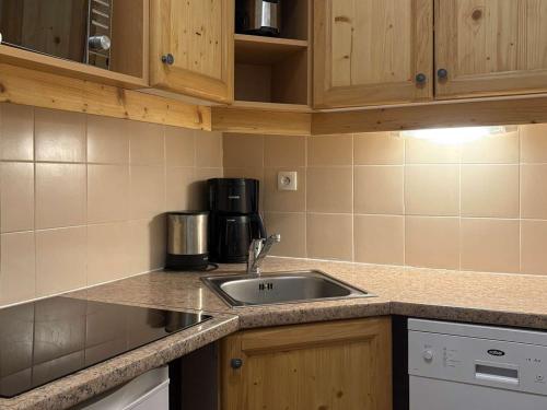 Appartement 6 pers Les Orres 1800 avec piscine et sauna - FR-1-322-639