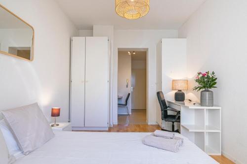 Simplon Residence - Central and Self Check In