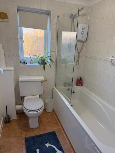 Ένα μπάνιο στο The Wright Midweek stay