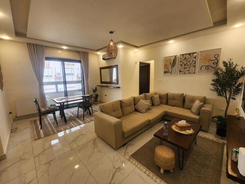 Cozy Appartment In Shmessani