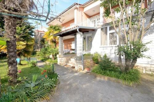 Wohnung Ivaana Mit Privatparkplatz