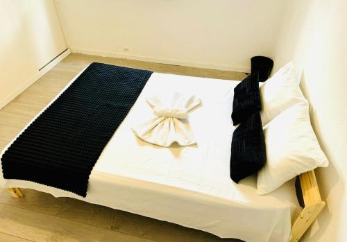 Postel nebo postele na pokoji v ubytování Amazing Space - 4 Bedroom