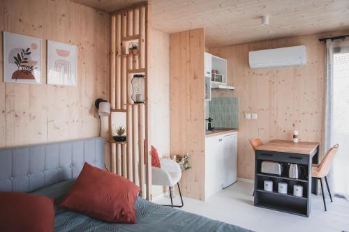 Kuchyň nebo kuchyňský kout v ubytování Le Studio du Hameau