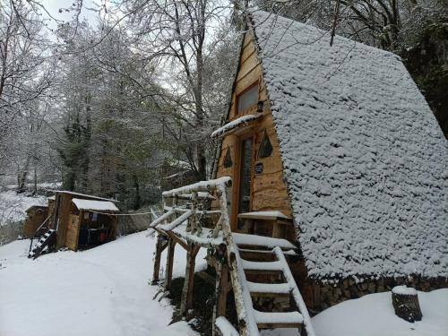 D'tente skylodge SKALI v zimě