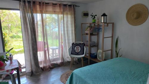 Ένα ή περισσότερα κρεβάτια σε δωμάτιο στο Studio Kimberley