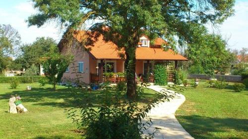 Haus Toni Für 9 Personen