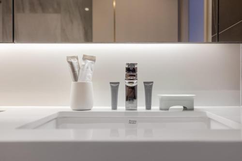 Φωτογραφία από το άλμπουμ του Premium 2 Bedroom Apartment, Pool and Gym Near Bang Tao Beach σε Laguna Phuket