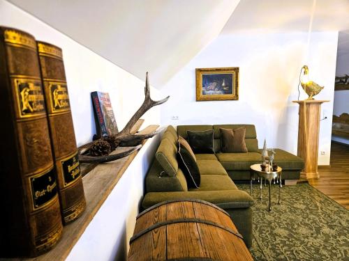 Posezení v ubytování Lippingergut - Kaiserschmarrn Suite