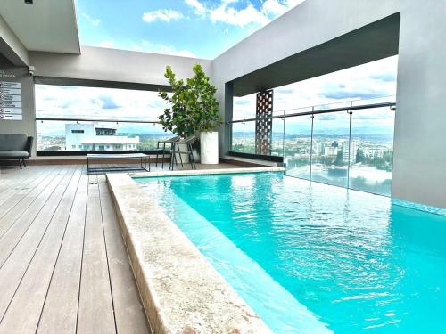 Master Suite Rialto Residences