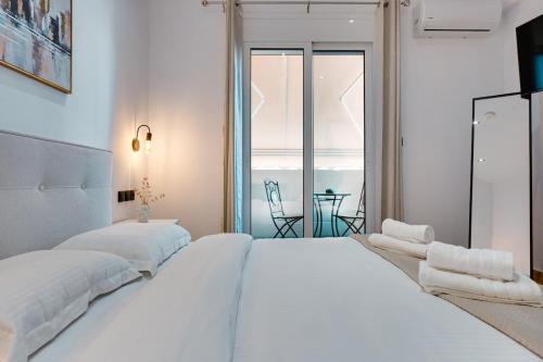 CityLife apartment 2'from metaxourgio station 2B