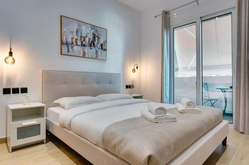 CityLife apartment 2'from metaxourgio station 2B
