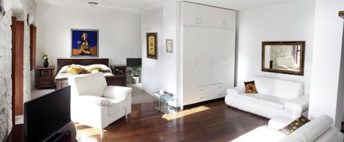 Posezení v ubytování Villa Kapetan In Srida Sela Mit Panoramablick