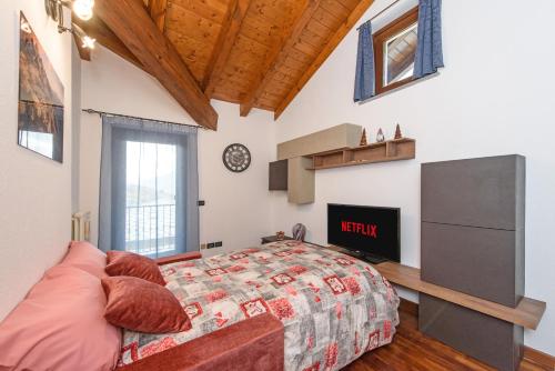 Postel nebo postele na pokoji v ubytování "Couchers De Lune" - Relax and 360 Mountain View