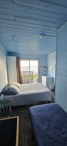 Postel nebo postele na pokoji v ubytování Centre nautique de l'Istorlet