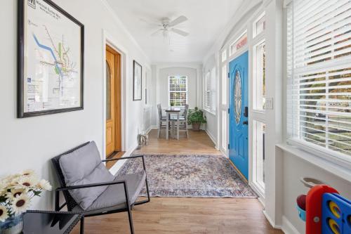 Fotografie z fotogalerie ubytování Sleeps 14 Games Minutes to the Capitol ve Washingtonu