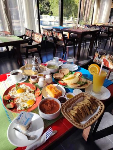 Jídlo v penzionu nebo okolí