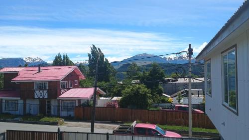 En generel udsigt til bjerge eller udsigt til bjerge taget fra pensionatet