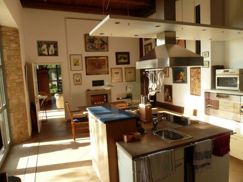 Köök või kööginurk majutusasutuses Ferienhaus In Weenzen Mit Großem Garten