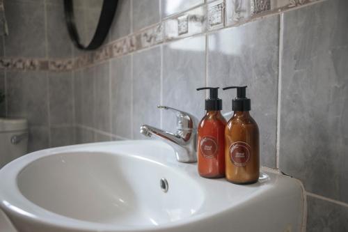 Koupelna v ubytování Nate's Nest by The Pause