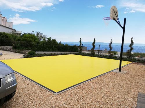 Loodusmaastik puhkemaja lähedal