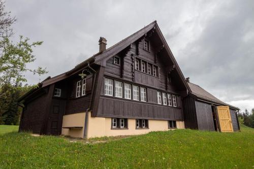 Budova, kde se prázdninový dům nachází