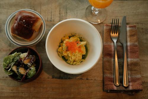 Hrana v oz. blizu hotela